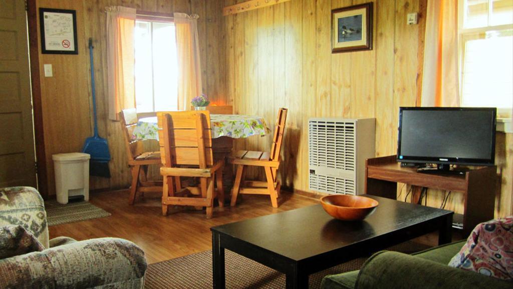 Готель Sunbeam Bungalows Callander Номер фото