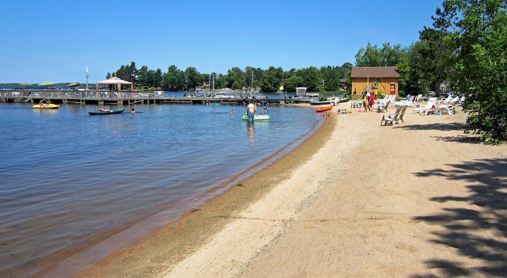 Готель Sunbeam Bungalows Callander Екстер'єр фото