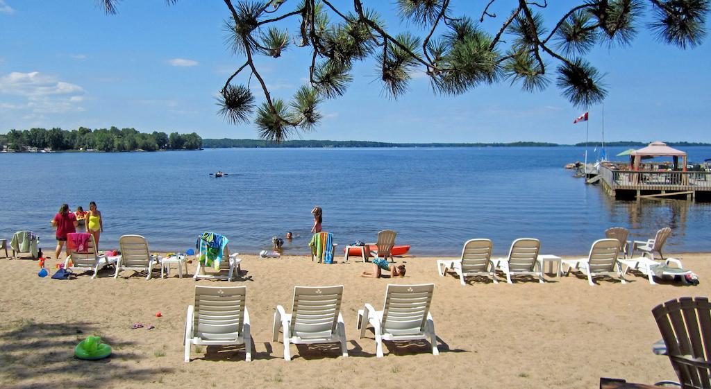 Готель Sunbeam Bungalows Callander Екстер'єр фото