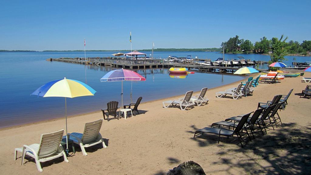 Готель Sunbeam Bungalows Callander Екстер'єр фото
